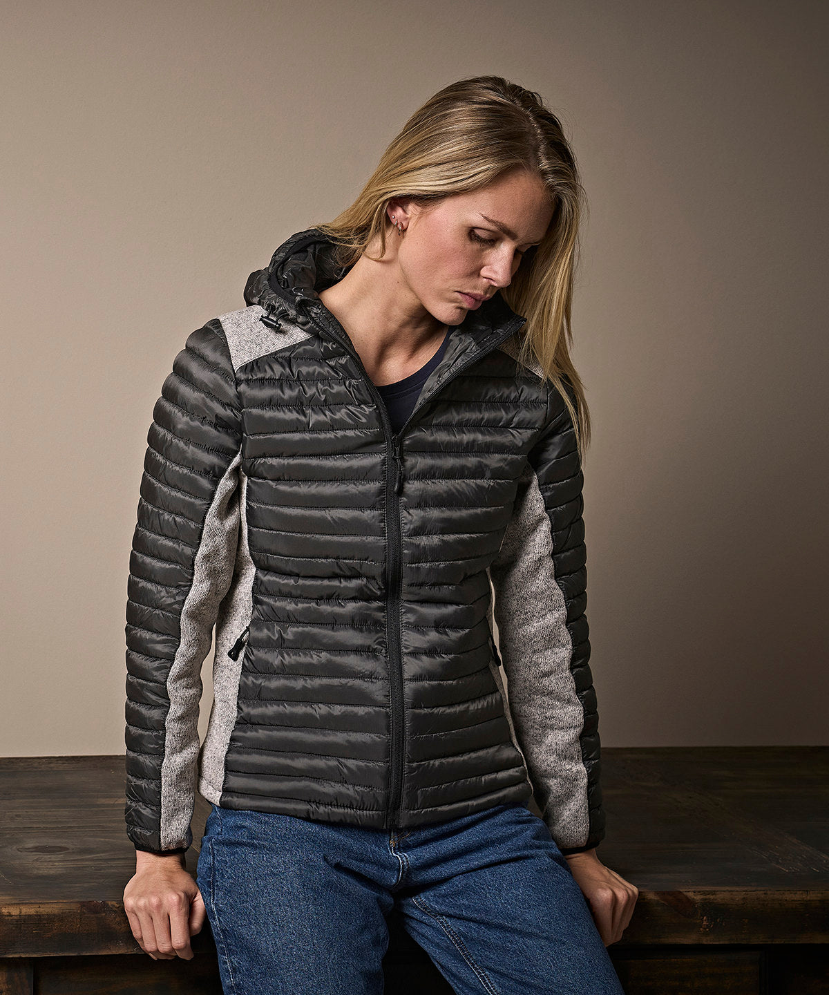 Women's hooded outdoor crossover (9611)
