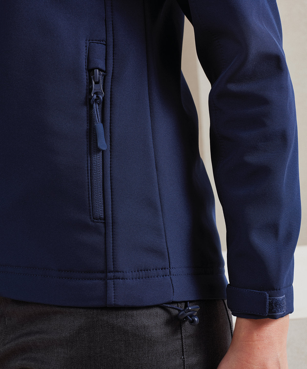 Women’s Windchecker® printable and recycled softshell jacket