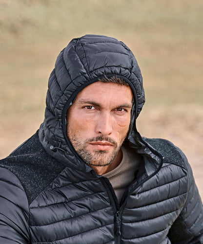 Hooded outdoor crossover - New Wave Society